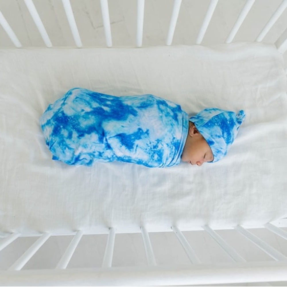 NIB LS Milky Way Swaddle Set